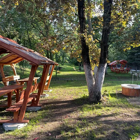 キャンプ場 Edes Alom Nyiregyhaza-sosto Sóstófürdő